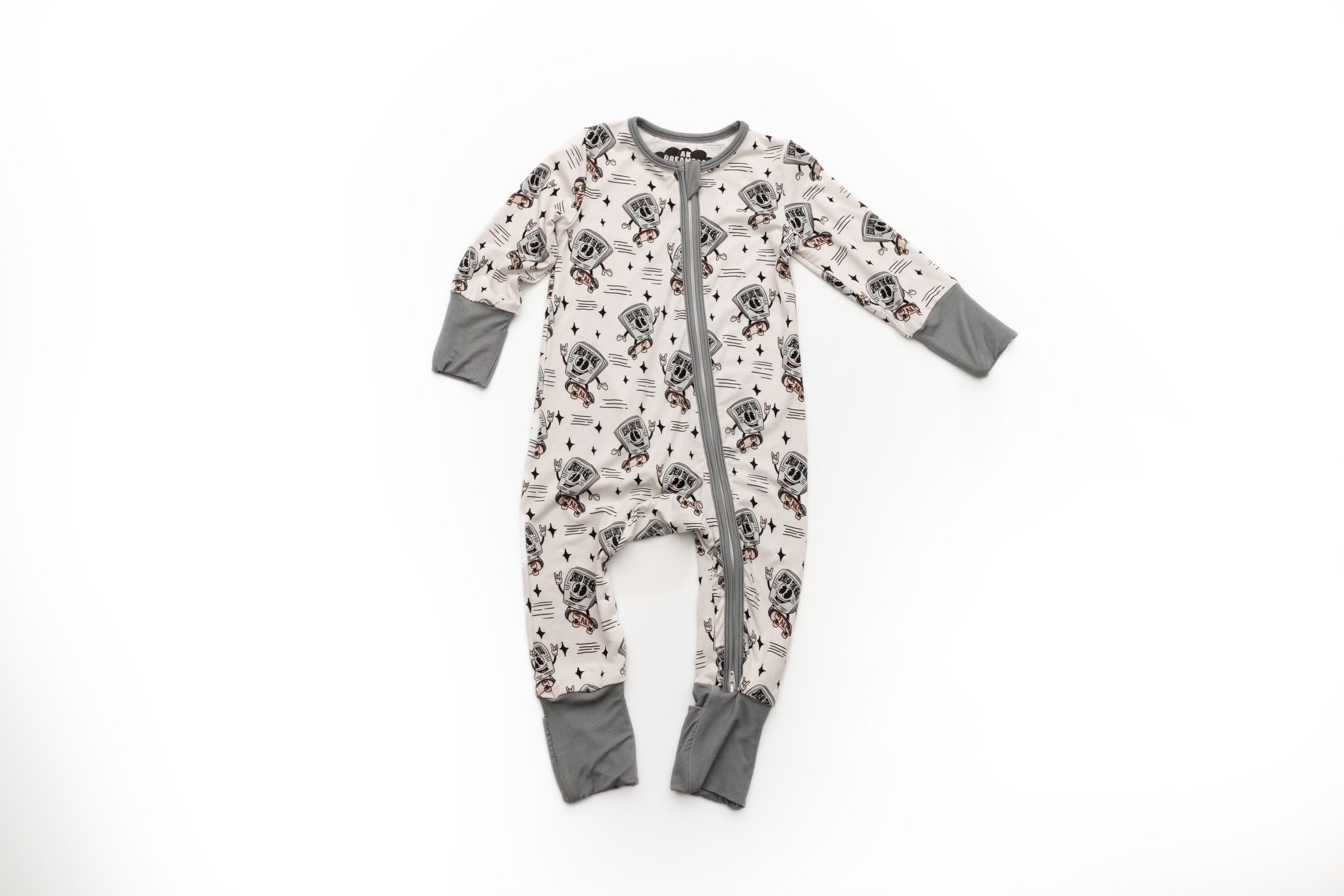 Jesus loves you—Zipper AK DREAMERS PJS