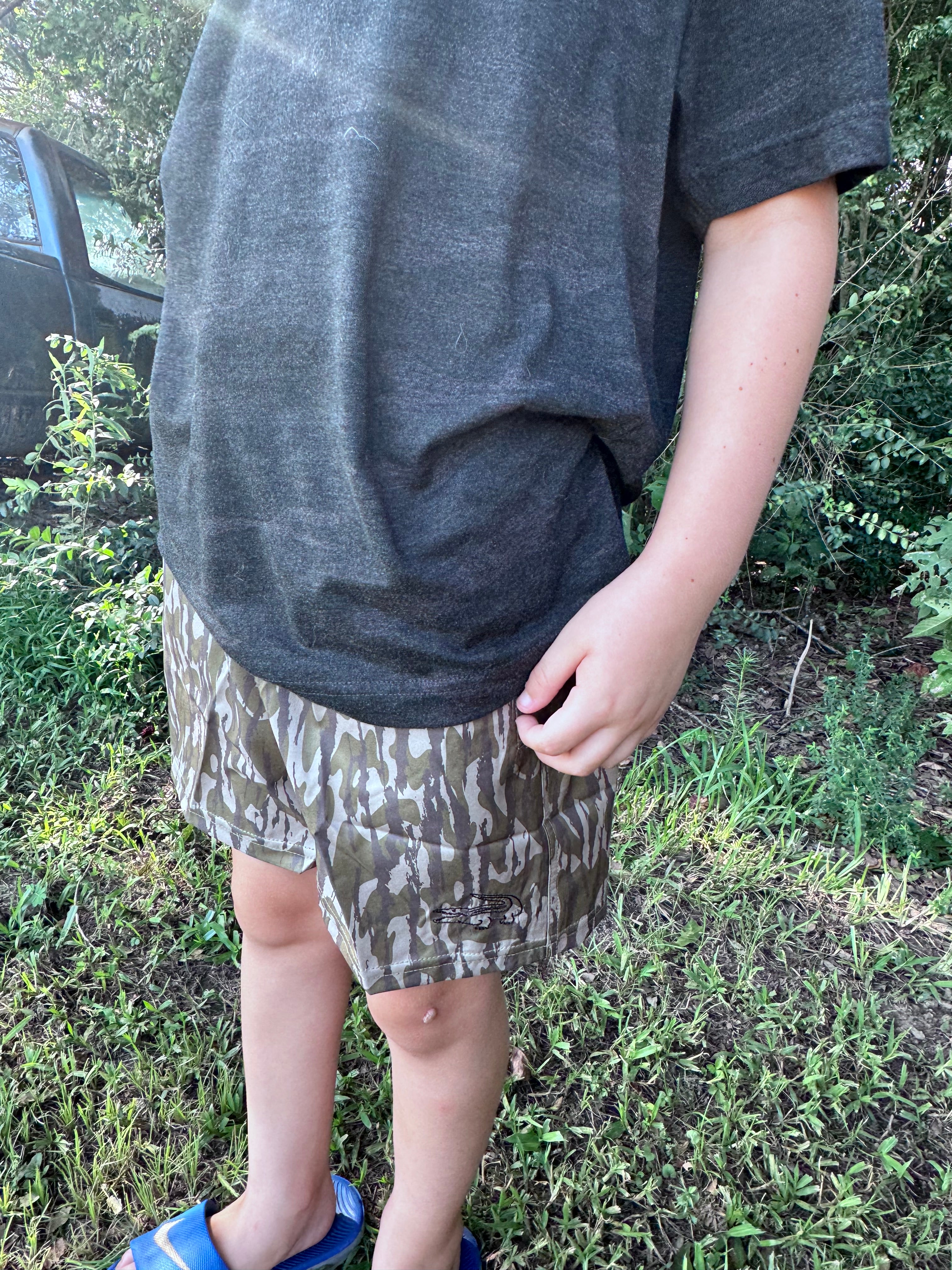 Southern Basics Performance Shorts Bottomland Camo