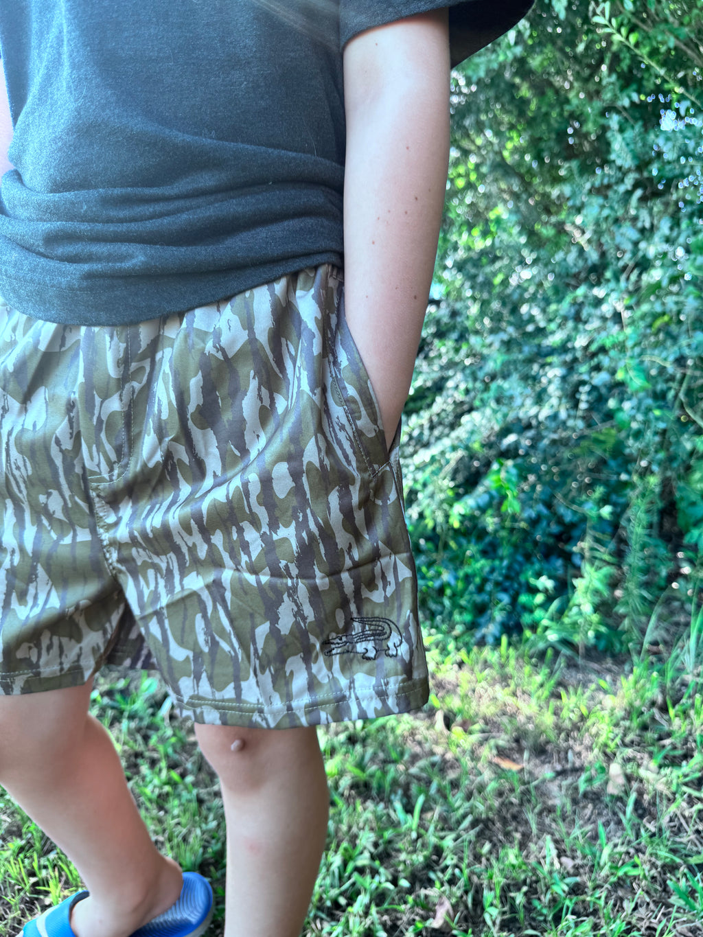 Southern Basics Performance Shorts Bottomland Camo