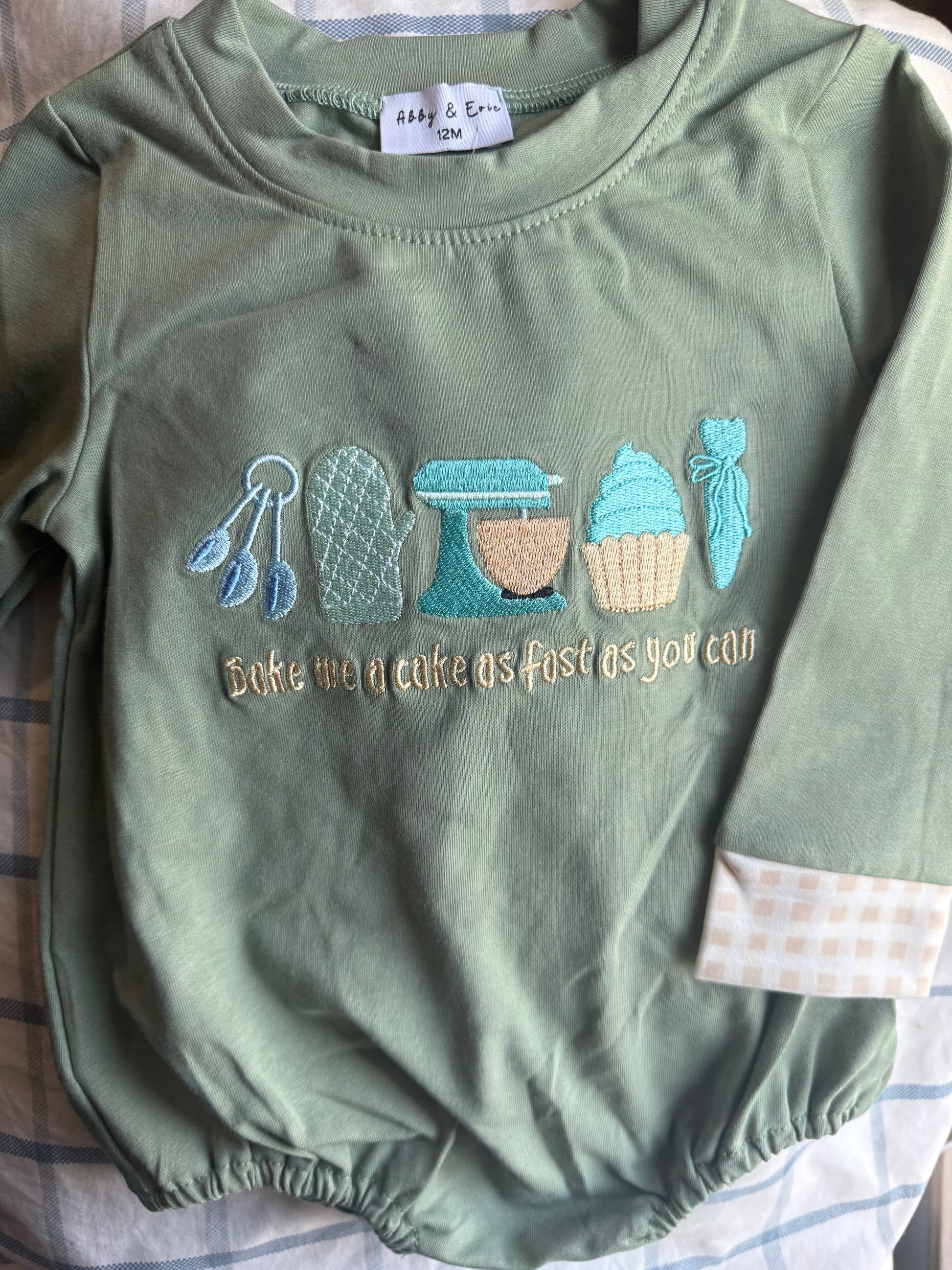 Bake Me a Cake Embroidered Bubble